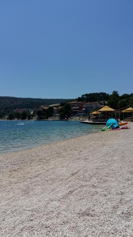 Apartman Relax Marina Exterior photo
