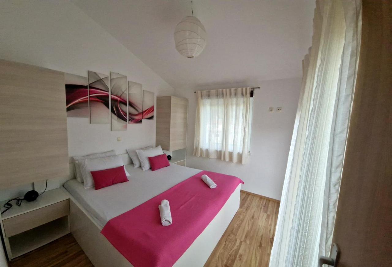 Apartman Relax Marina Exterior photo