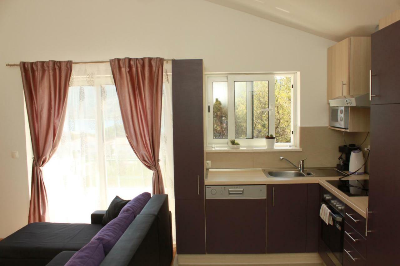 Apartman Relax Marina Exterior photo