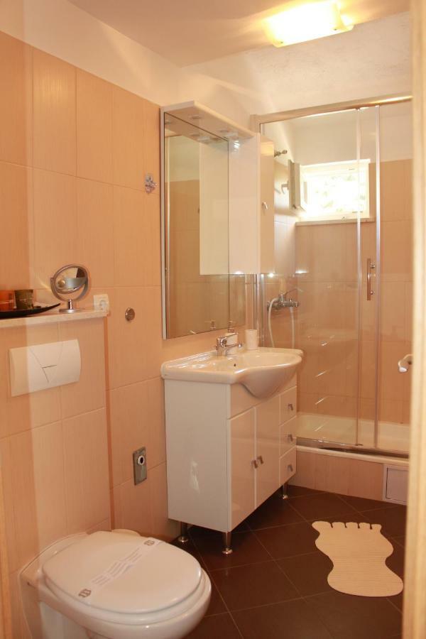 Apartman Relax Marina Exterior photo