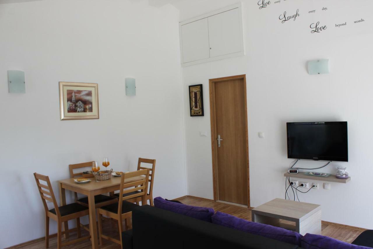 Apartman Relax Apartment Marina Exterior photo